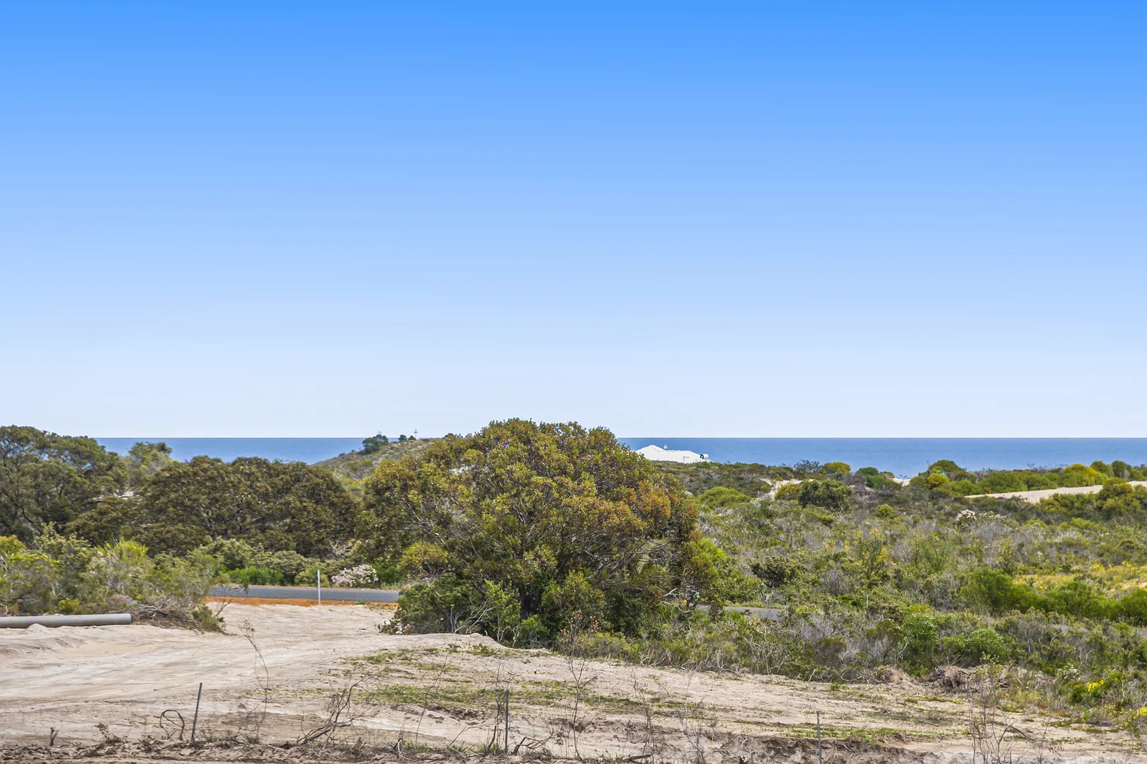 Additional image 3 of 142 Indiana Crescent, Karakin WA 6044