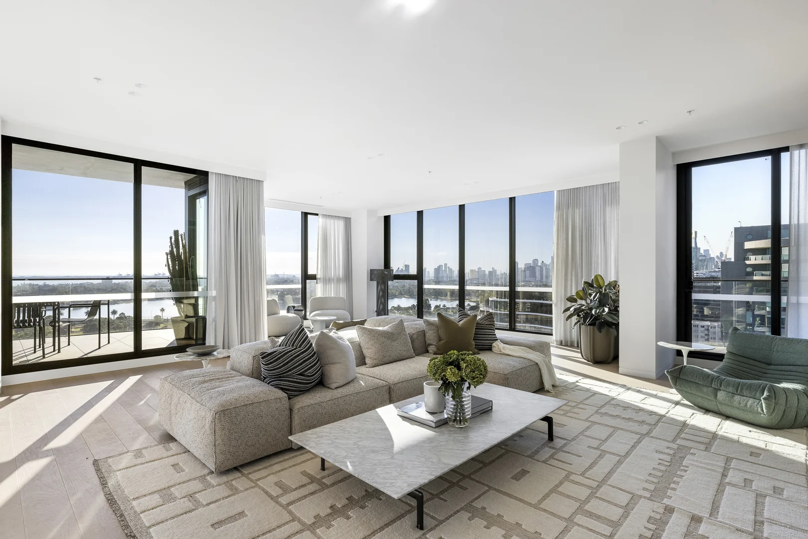 Additional image 6 of Penthouse, 8 Louise Street, Melbourne VIC 3004