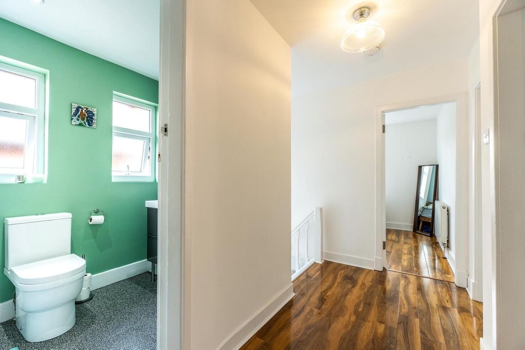 Additional image 20 of 4 bed detached house for saleHarrow Road, West Bridgford NG2