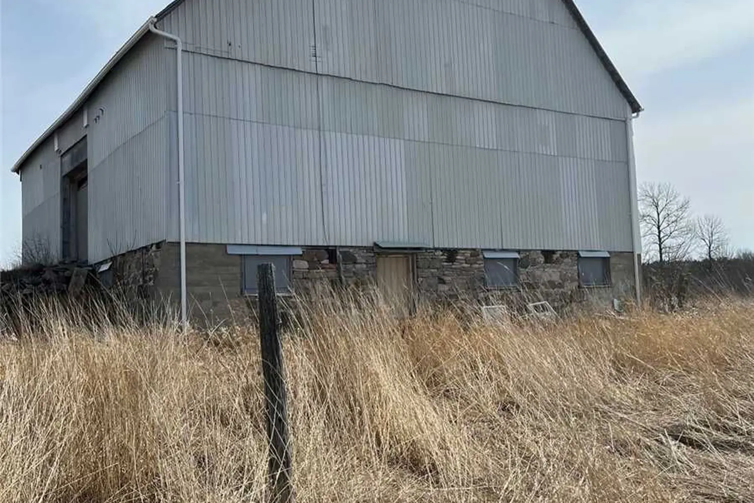 1640B Highway 48 East Road