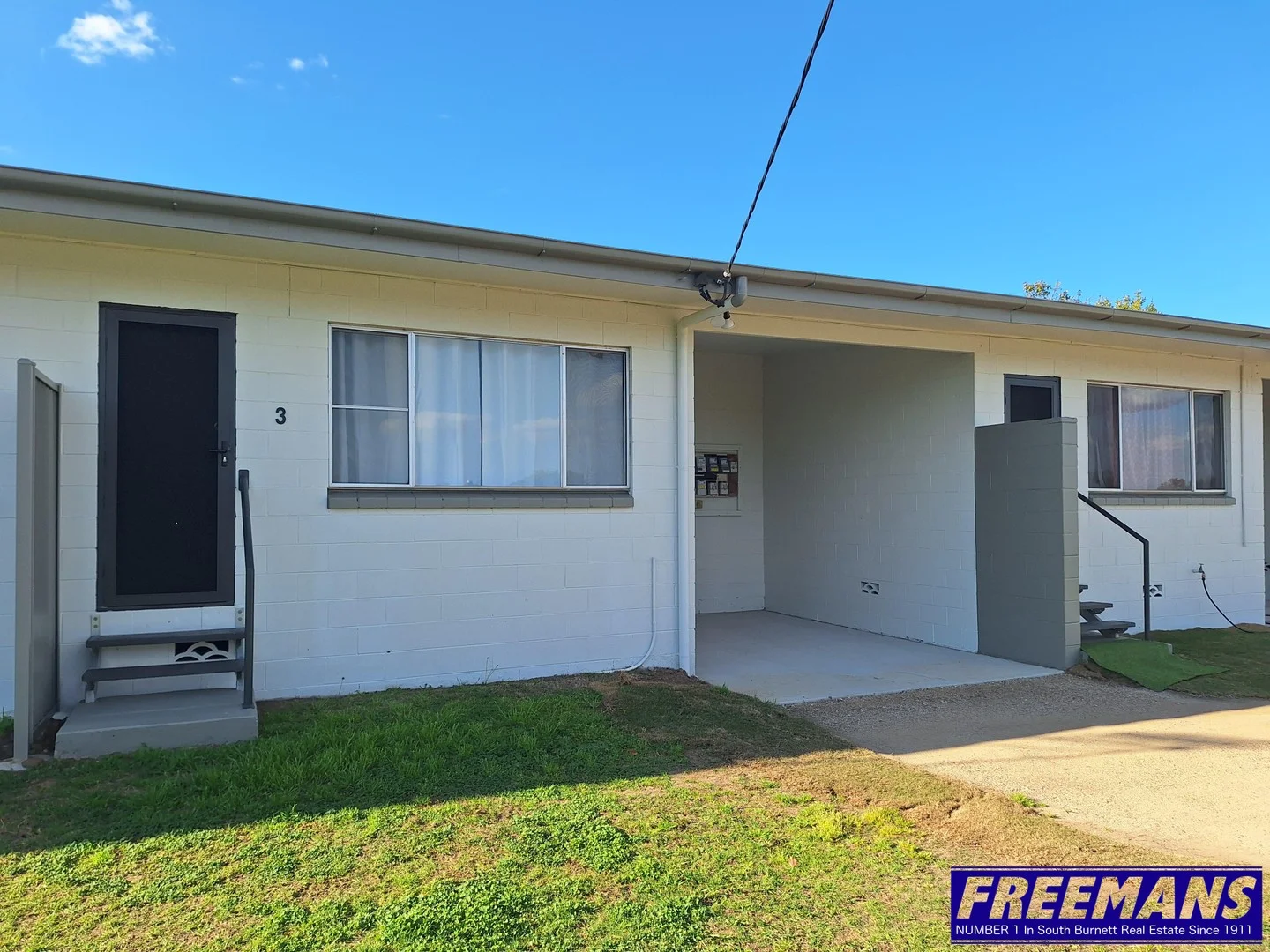 3/8 Alfred Street, Nanango QLD 4615