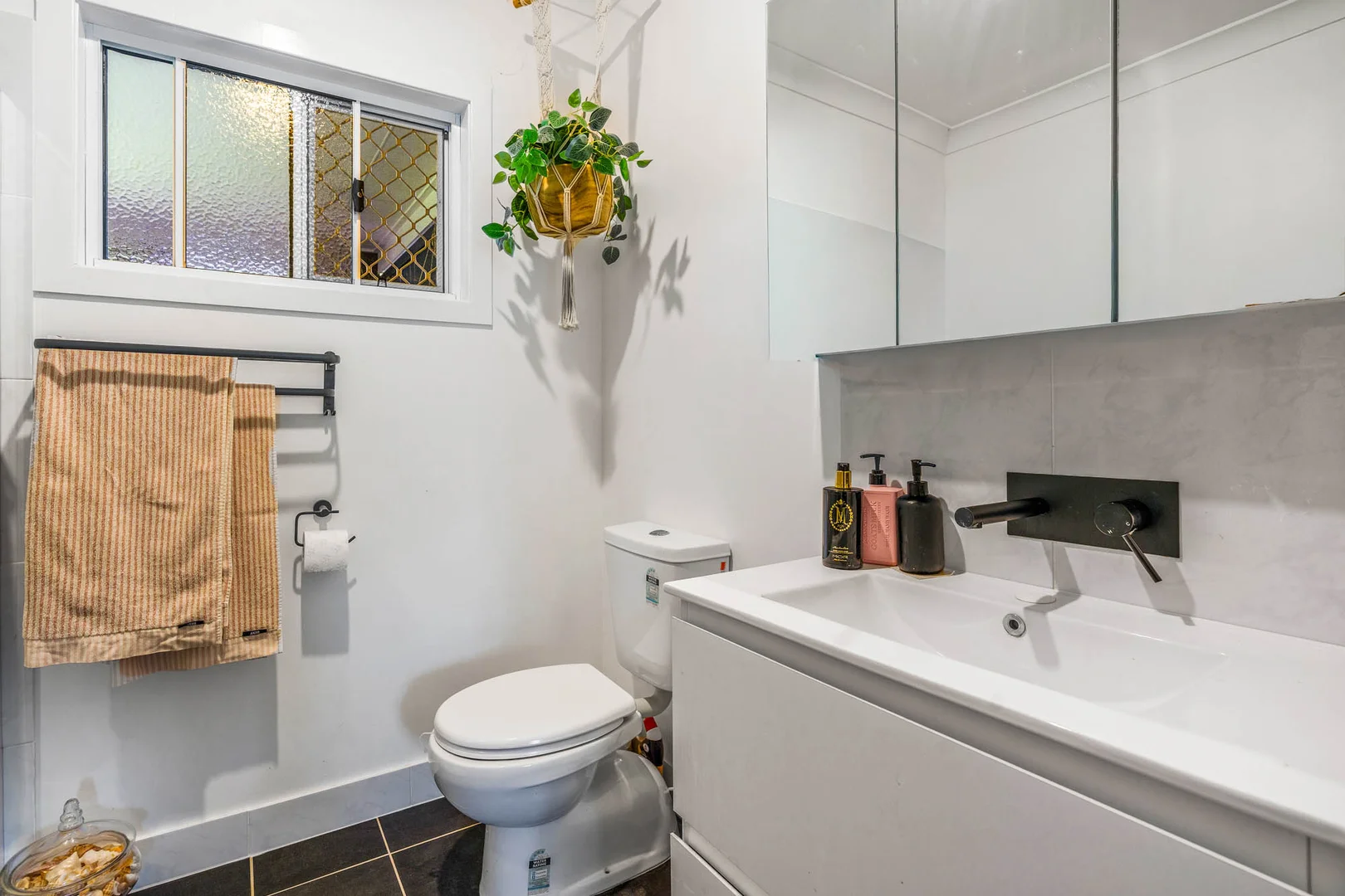 Additional image 14 of 11 Angorra Street, Russell Island QLD 4184