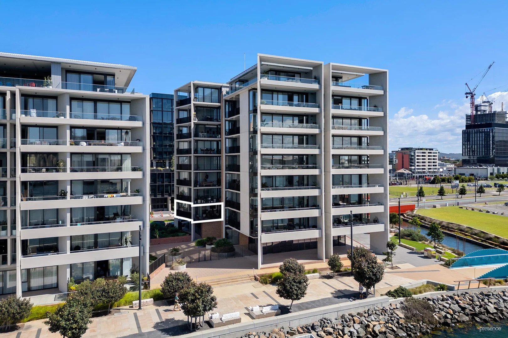 Additional image 3 of 102/45 Honeysuckle Drive, Newcastle NSW 2300