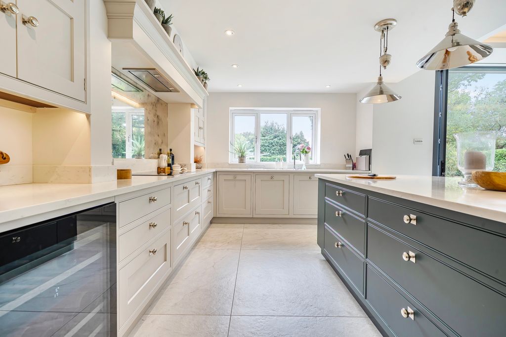 Additional image 13 of 6 bed detached house for saleMill Lane, Gerrards Cross, Buckinghamshire SL9