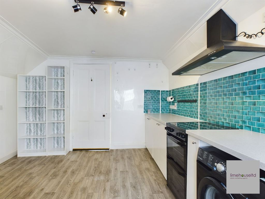 Additional image 3 of 2 bed flat to rentHigh Street, Biggar ML12