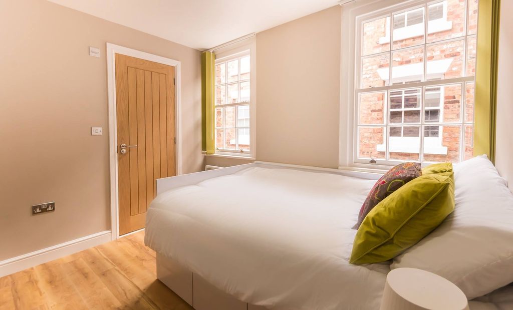 Additional image 2 of 2 bed flat to rentGrosvenor Street, Chester CH1