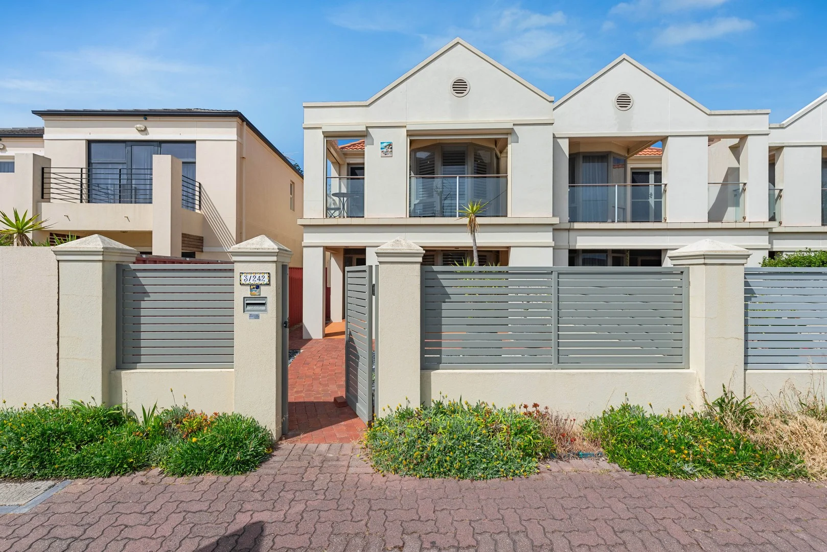 3/242 Seaview Rd, Henley Beach SA 5022