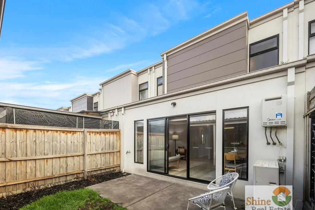 Additional image 13 of 8 Hare Mews, Cranbourne East VIC 3977