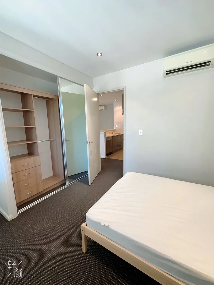 Additional image 3 of WeChat: KRL119 L4/ 2 Spring st, Rosebery NSW 2018