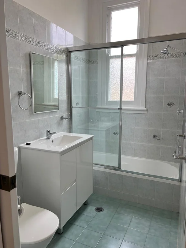 2/178 Canterbury Road, Canterbury NSW 2193