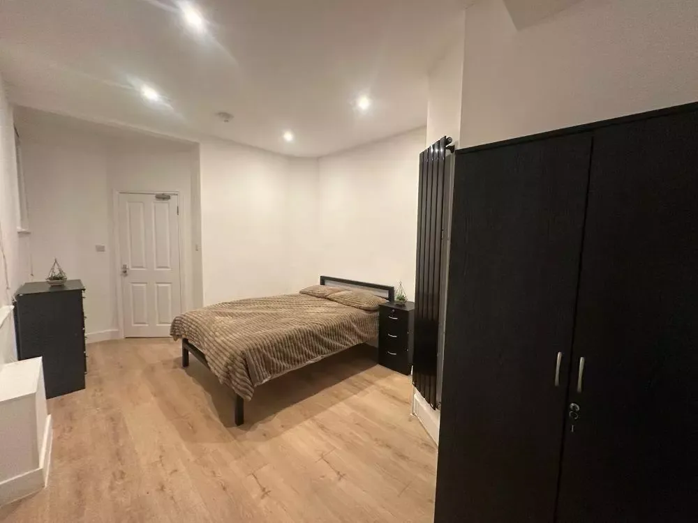 Additional image 8 of 6 bed shared accommodation to rentCavendish Avenue, Eastbourne BN22