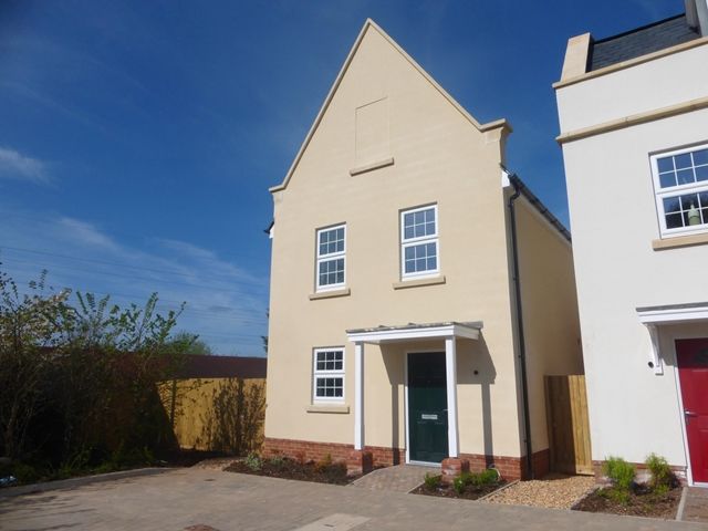 3 bed detached house to rentMerchant Row, Exeter EX2