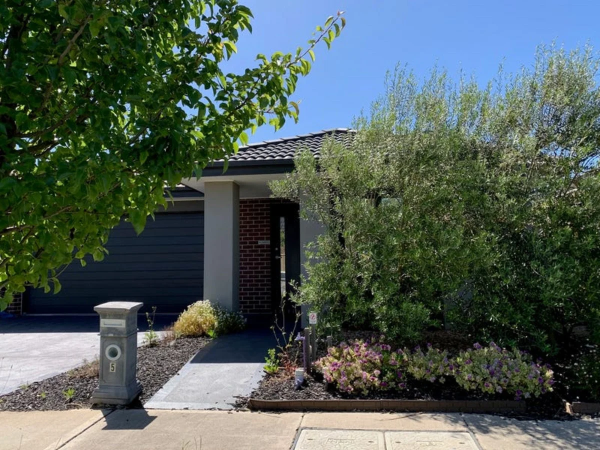 5 Canning Drive, Mickleham VIC 3064