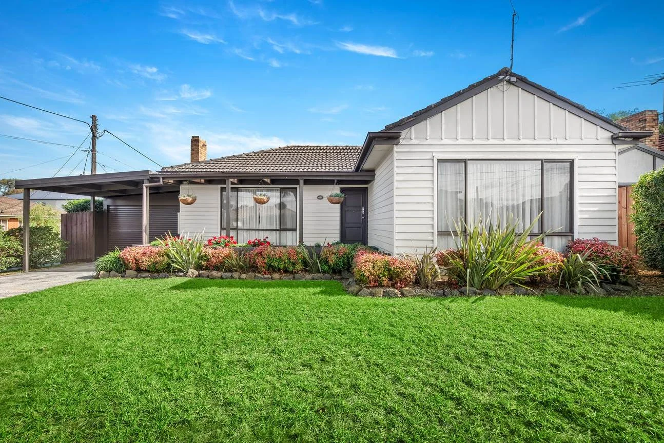 15 Curtis Avenue, Watsonia VIC 3087