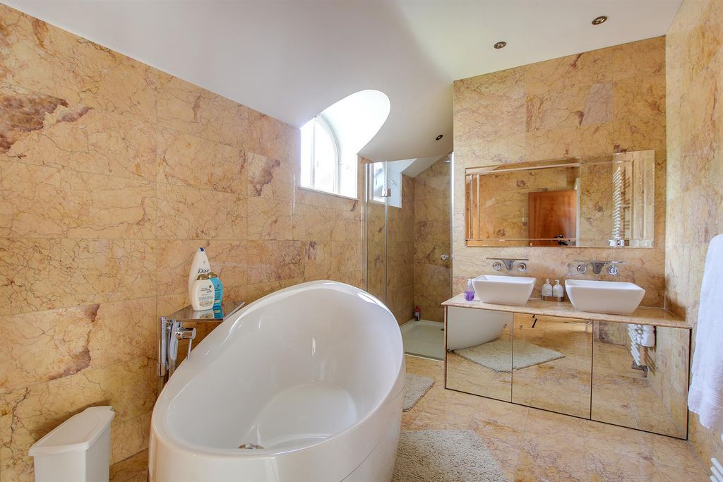 Additional image 19 of 5 bed country house to rentHarbridge Court, Somerley BH24