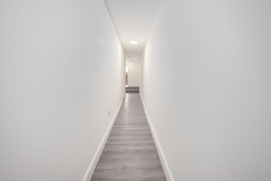 Additional image 3 of 5 bed flat to rentSharers Welcome IG1
