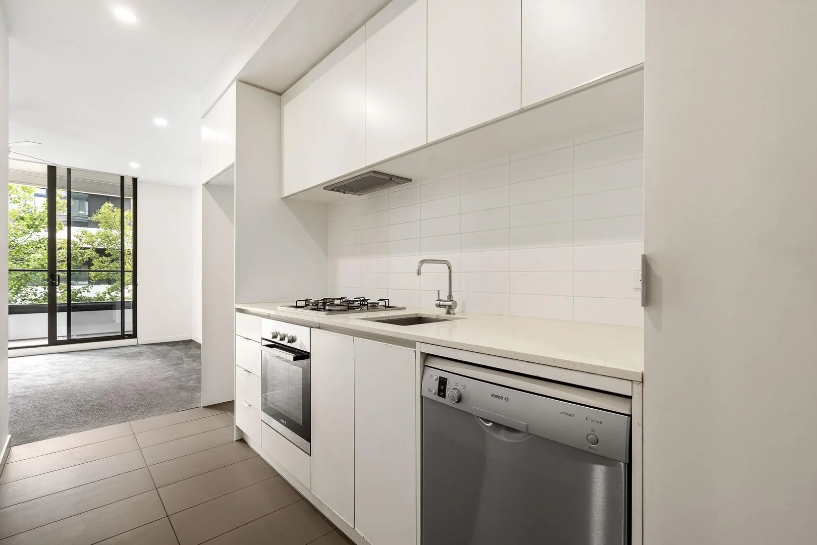 1.20/9 Hewitt Avenue, Footscray VIC 3011