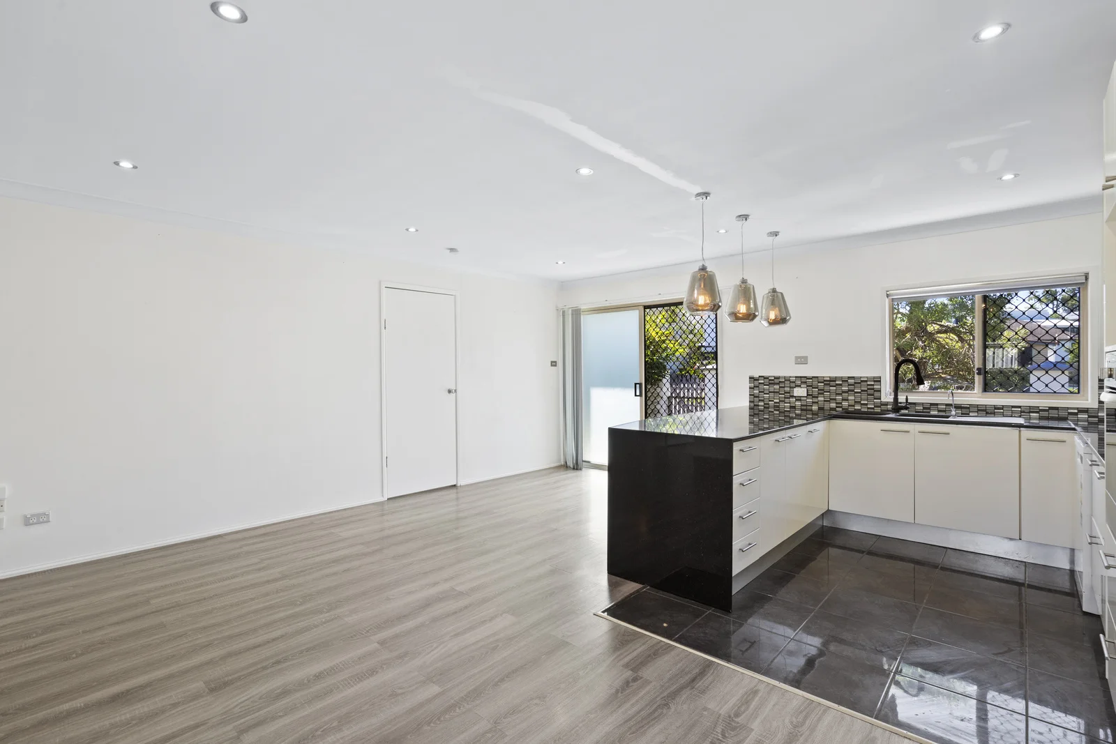 Additional image 3 of 14 Jersey Street, Morningside QLD 4170