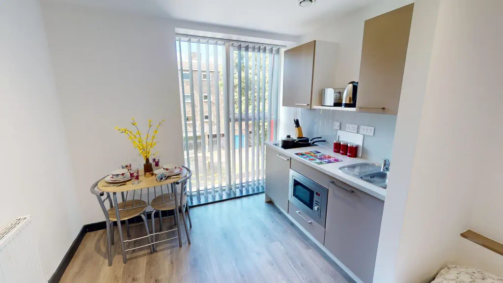 1 bed flat to rentChapel St, Luton LU1 photo 2