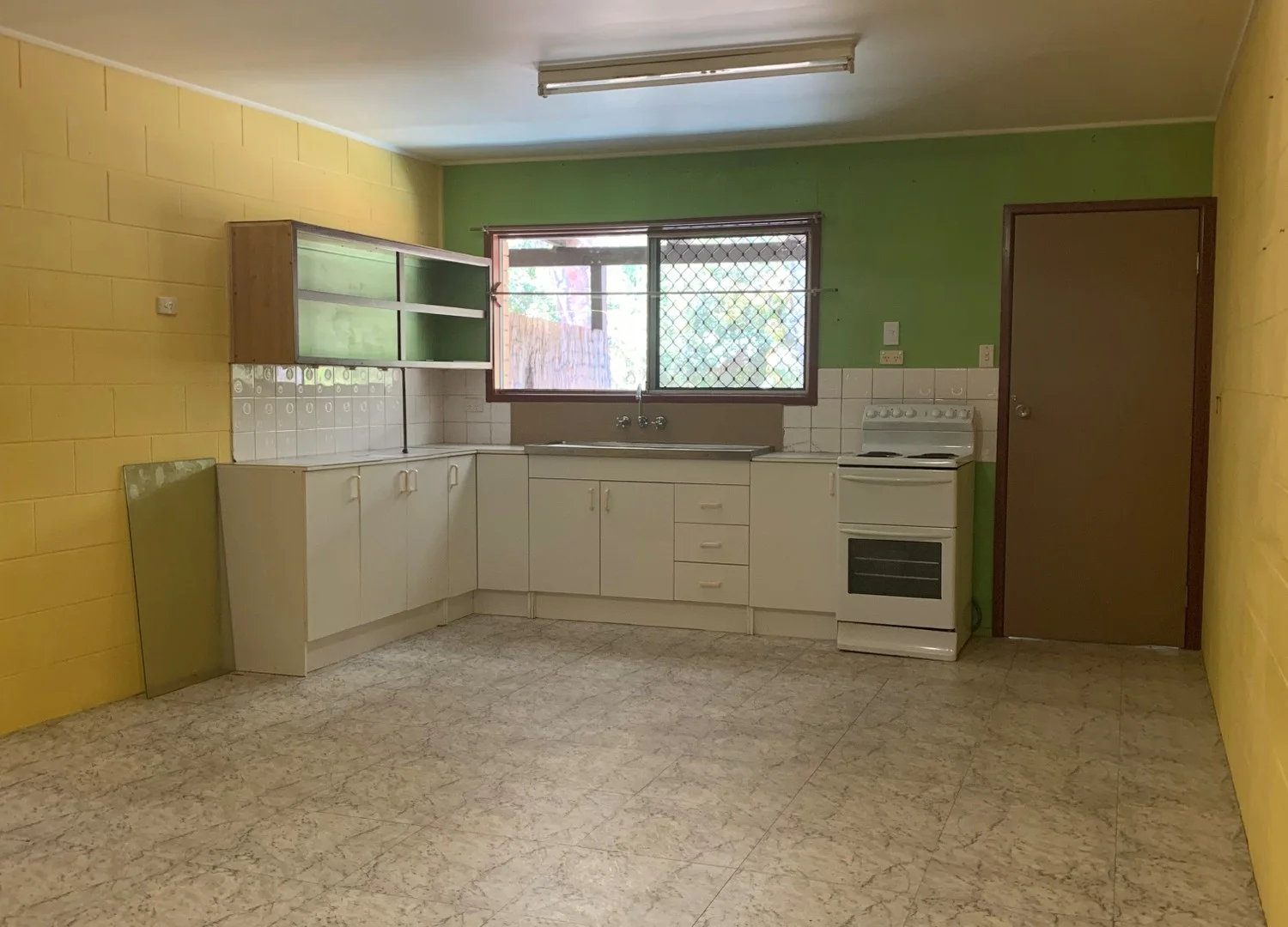 2/114A Waverley St, Bucasia QLD 4750