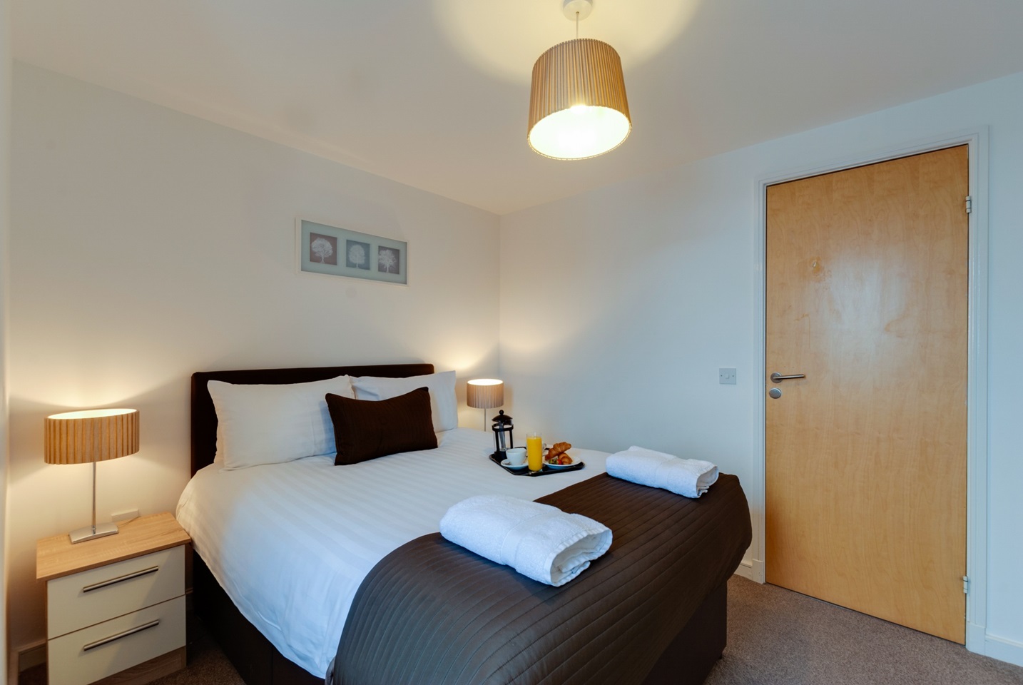 2 Bed Flat, Royal Quay, L3, N1 7GU photo 5