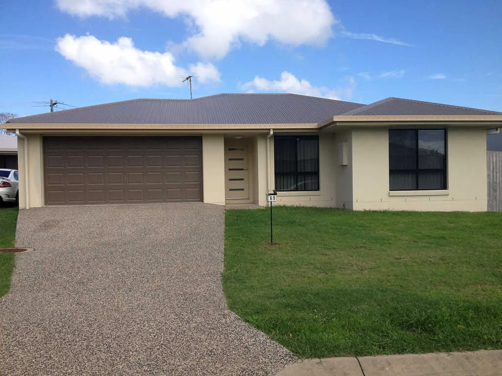 69 Village Circuit, Eimeo QLD 4740