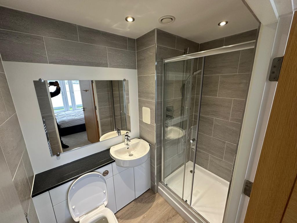 Additional image 9 of 3 bed flat to rentDundee DD1