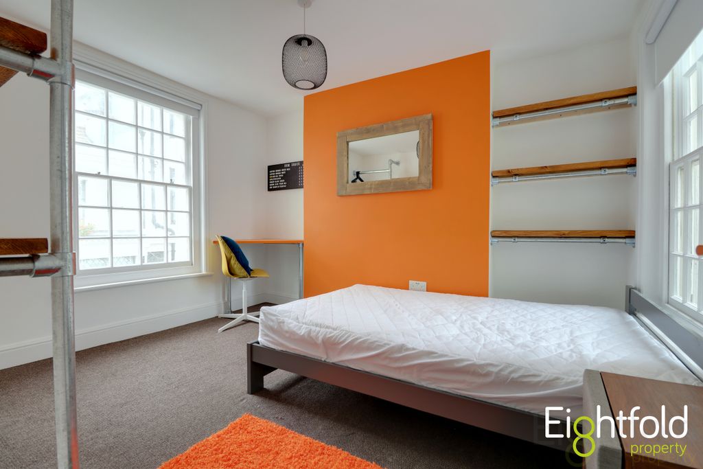 Additional image 4 of 7 bed terraced house to rentCross Street, Hove BN3