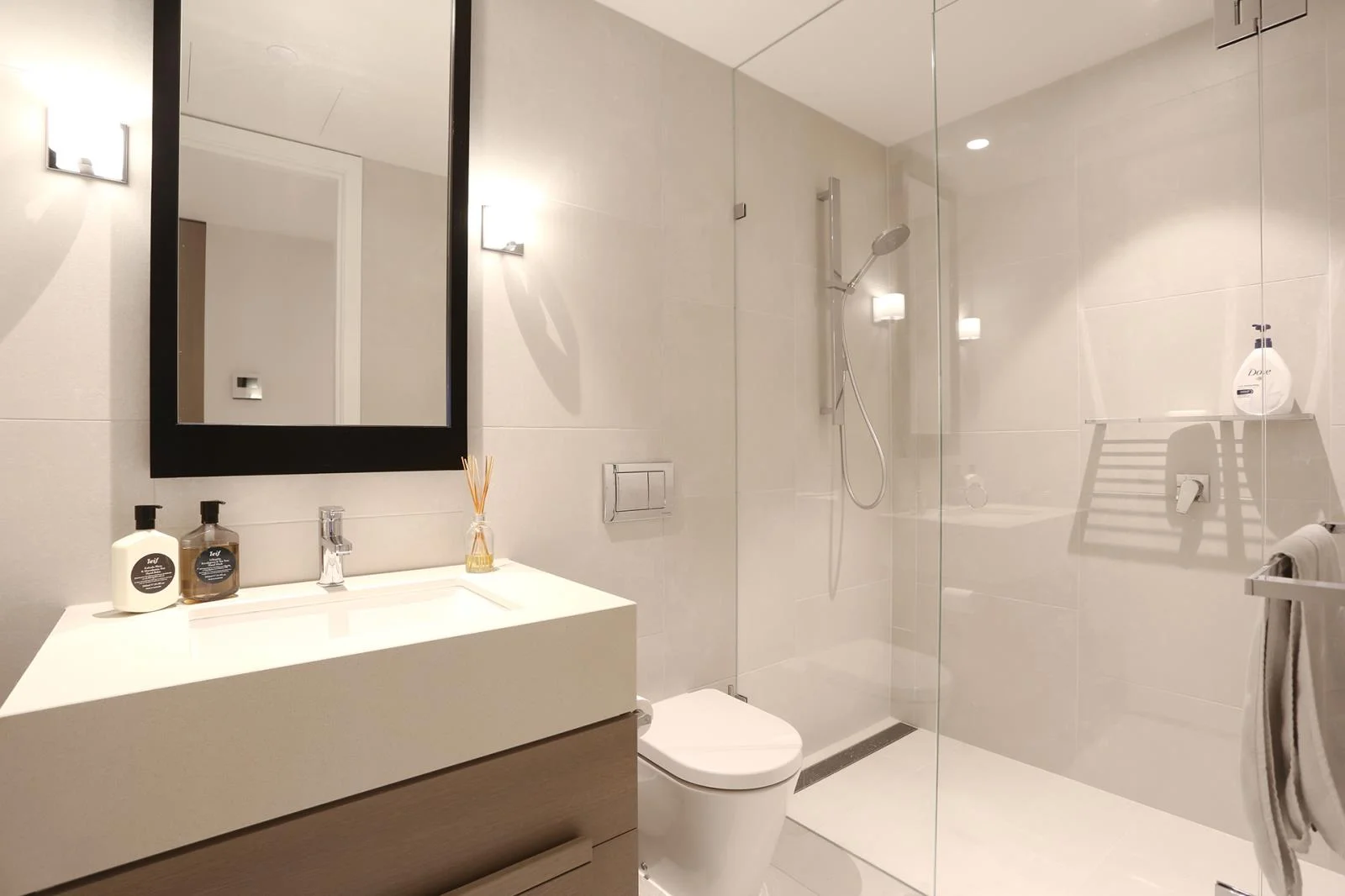 Additional image 2 of 1402/35 Spring Street, Melbourne VIC 3000
