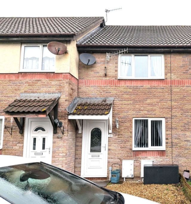 2 bed terraced house to rentLlwyn Cyfarthwch, Llanelli SA15