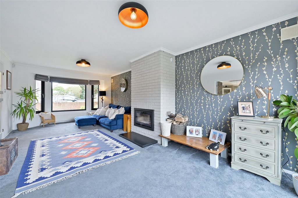 Additional image 7 of 5 bed detached house to rentStation Road, Nailsea, Bristol, Somerset BS48