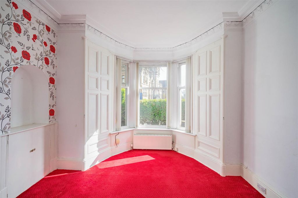 2 bed flat for saleForfar Road, Dundee DD4 photo 3