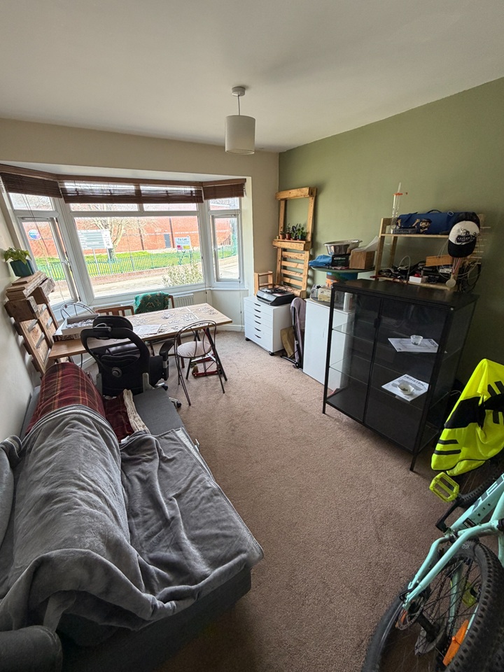2 Bed Flat, First, BS3, N1 7GU photo 3