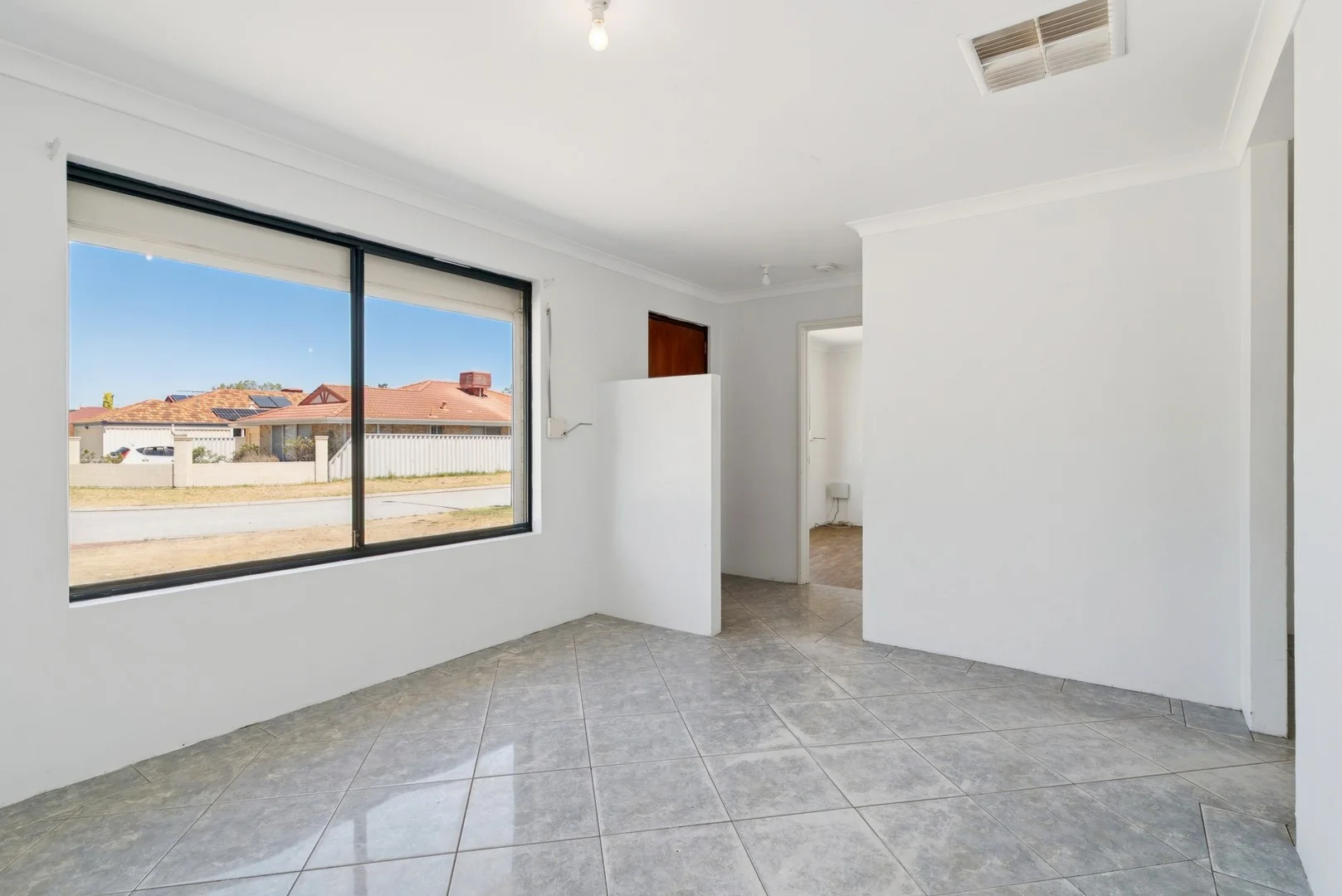 39 Abrolhos Loop, Beckenham WA 6107