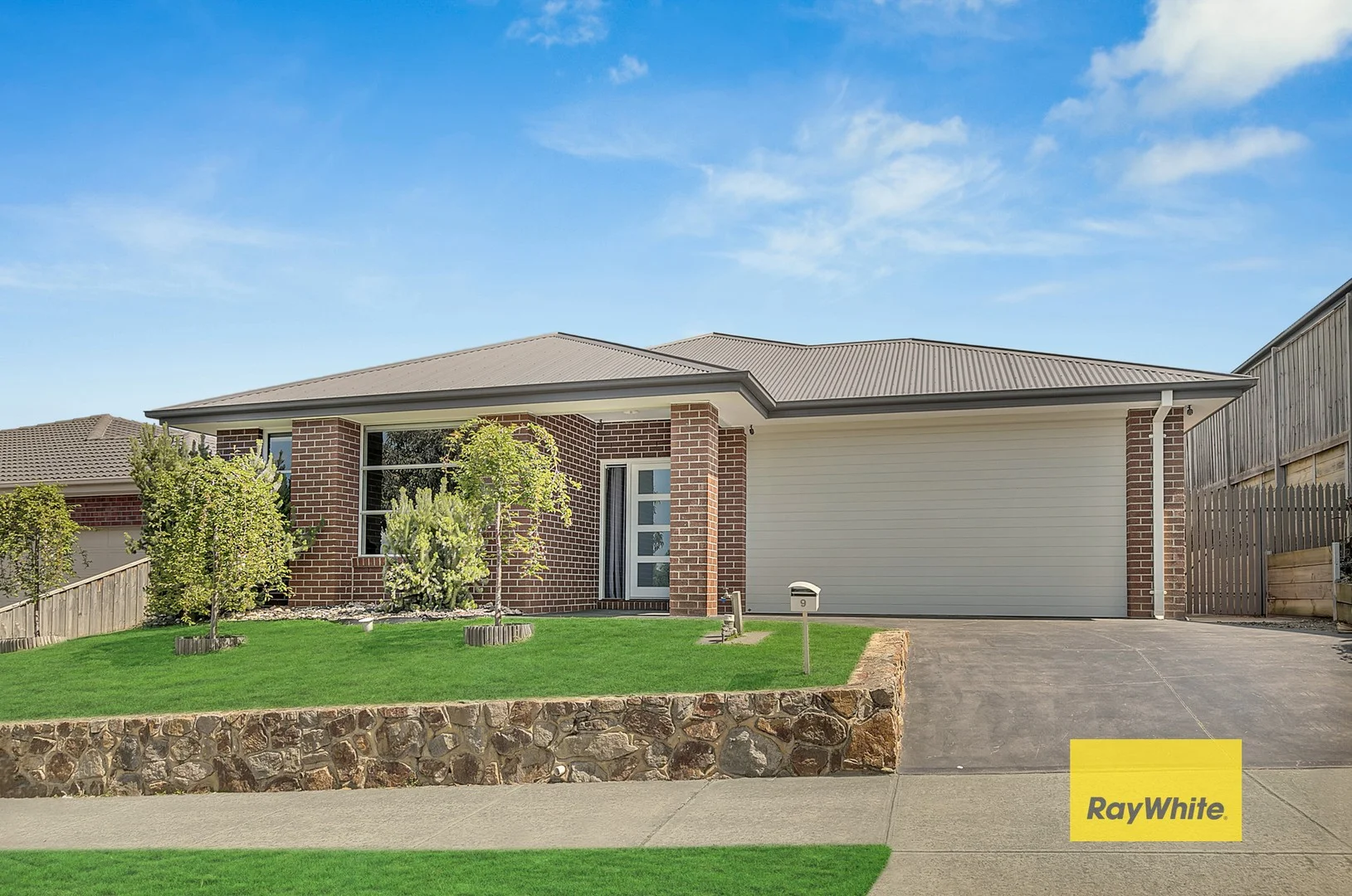 9 Delaney Rise, Doreen VIC 3754