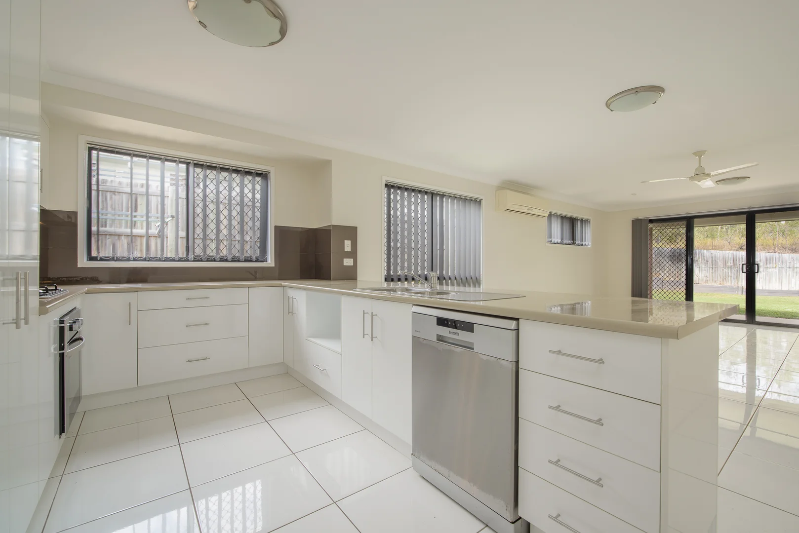 Additional image 2 of 42 Broadwater Place, New Auckland QLD 4680