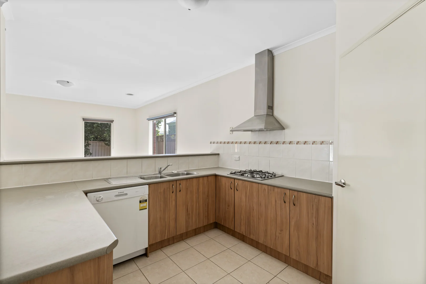 Additional image 3 of 4 Salford Lane, Caroline Springs VIC 3023