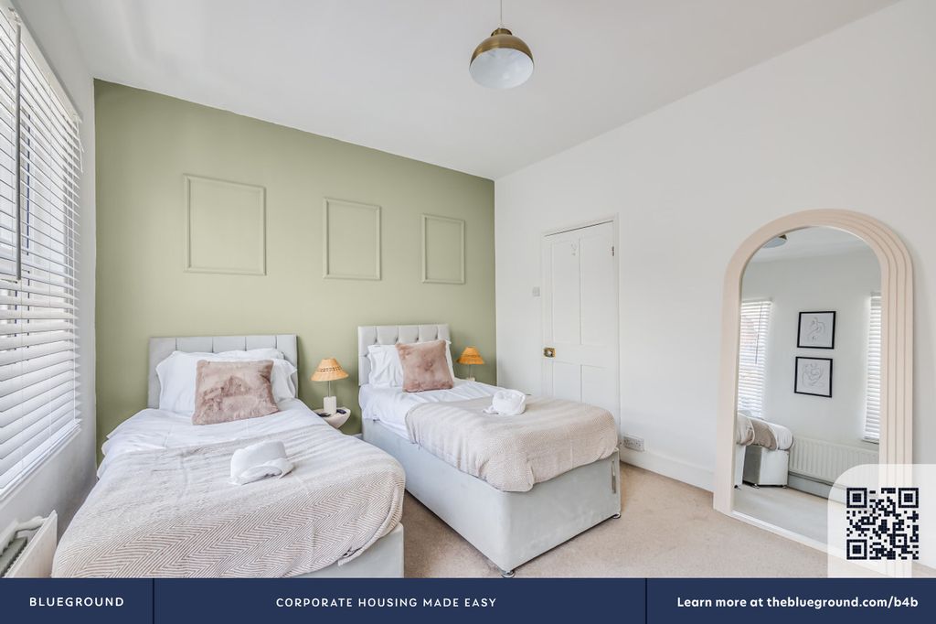3 bed flat to rentAbington NN1 photo 5