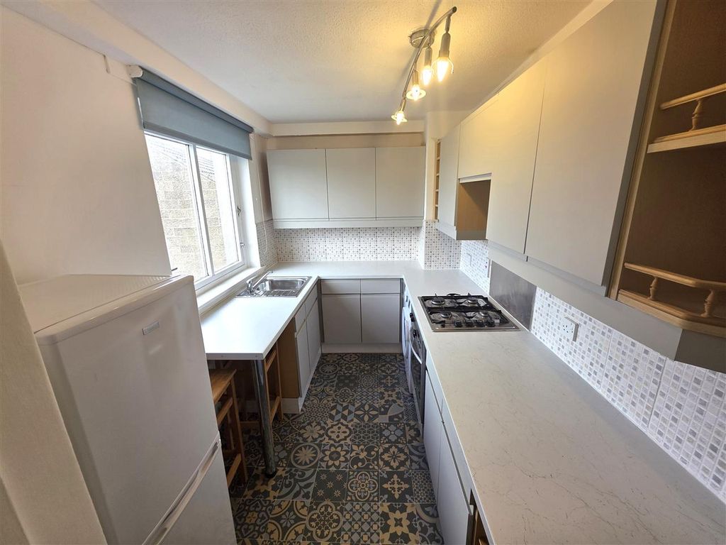 Additional image 4 of 2 bed flat to rentMarkethill Road, Village, East Kilbride G74