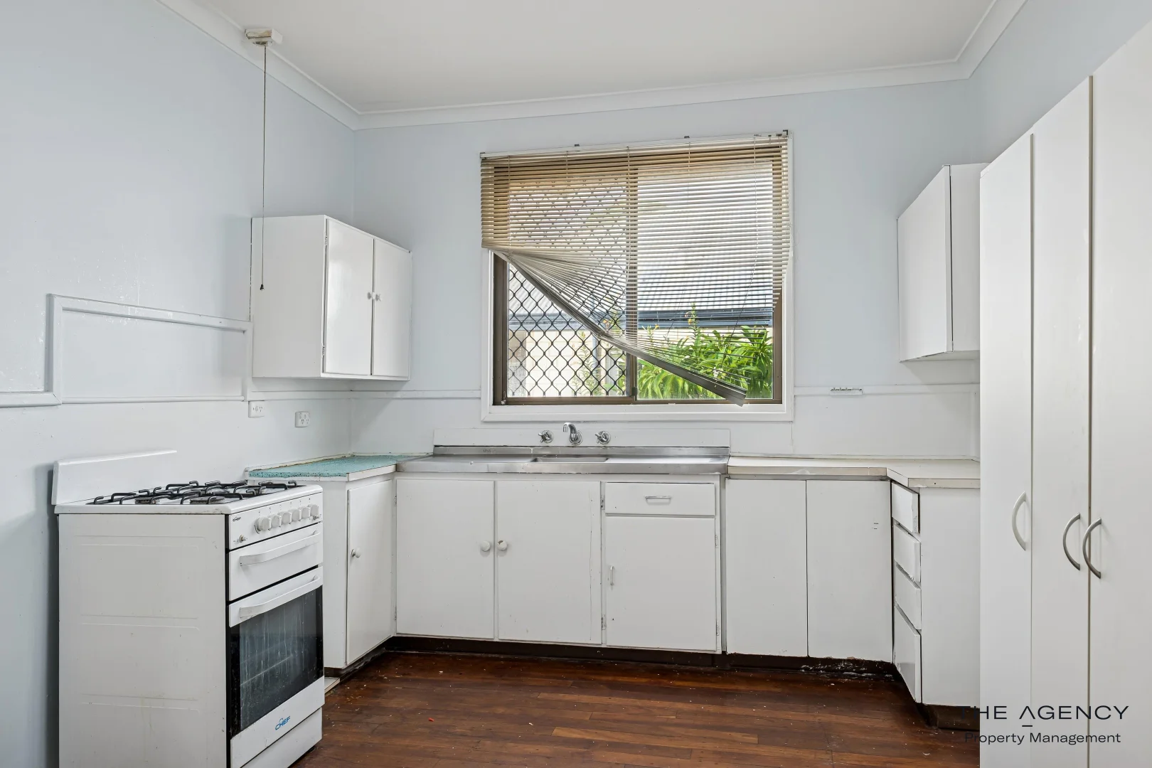 Additional image 2 of 10 Barnsley Street, Queens Park WA 6107
