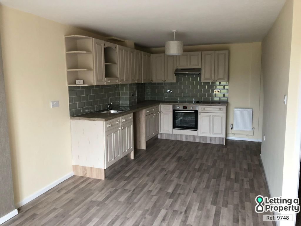 Additional image 4 of 3 bed terraced house to rentAustin Crescent, Plymouth, Devon PL6