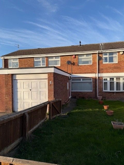 3 bed terraced house to rentYarborough Drive, Grimsby DN31