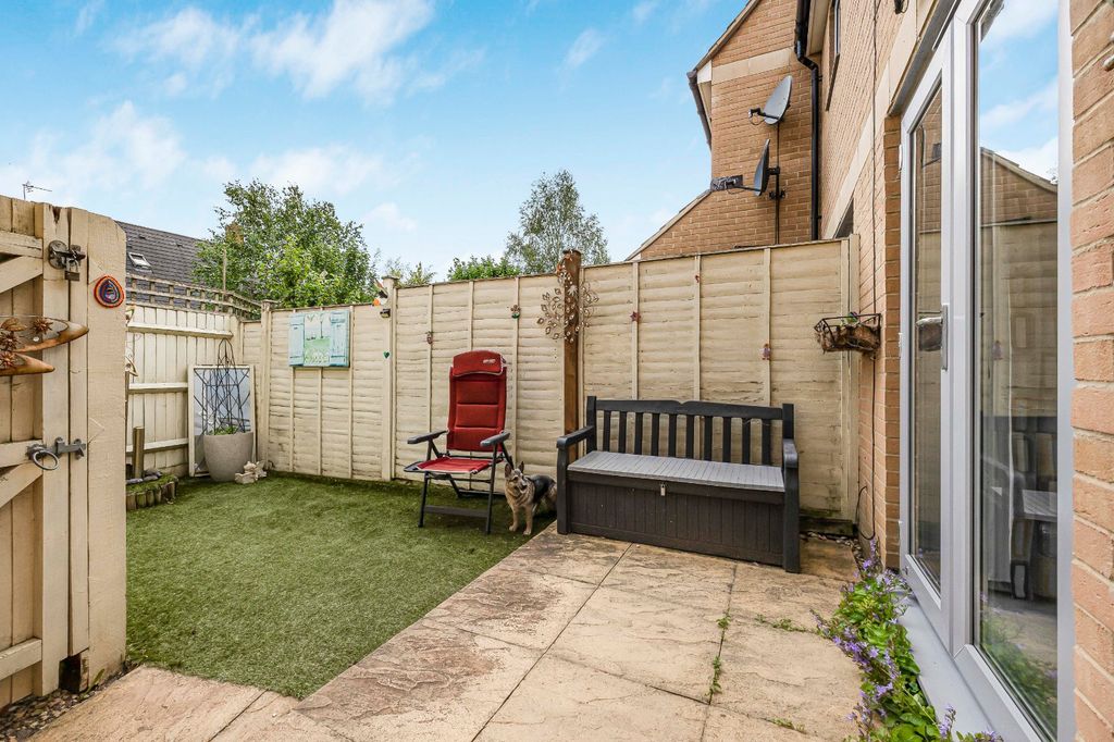 Additional image 20 of 4 bed end terrace house for saleGraces Field, Stroud, Gloucestershire GL5