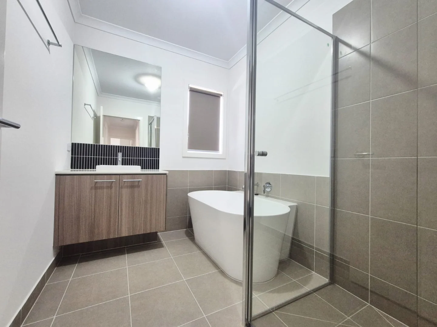 Additional image 10 of 108 Aristides Crescent, Thornhill Park VIC 3335
