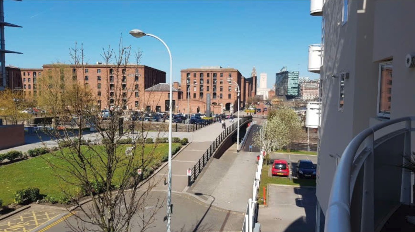 2 Bed Flat, Royal Quay, L3, N1 7GU photo 2