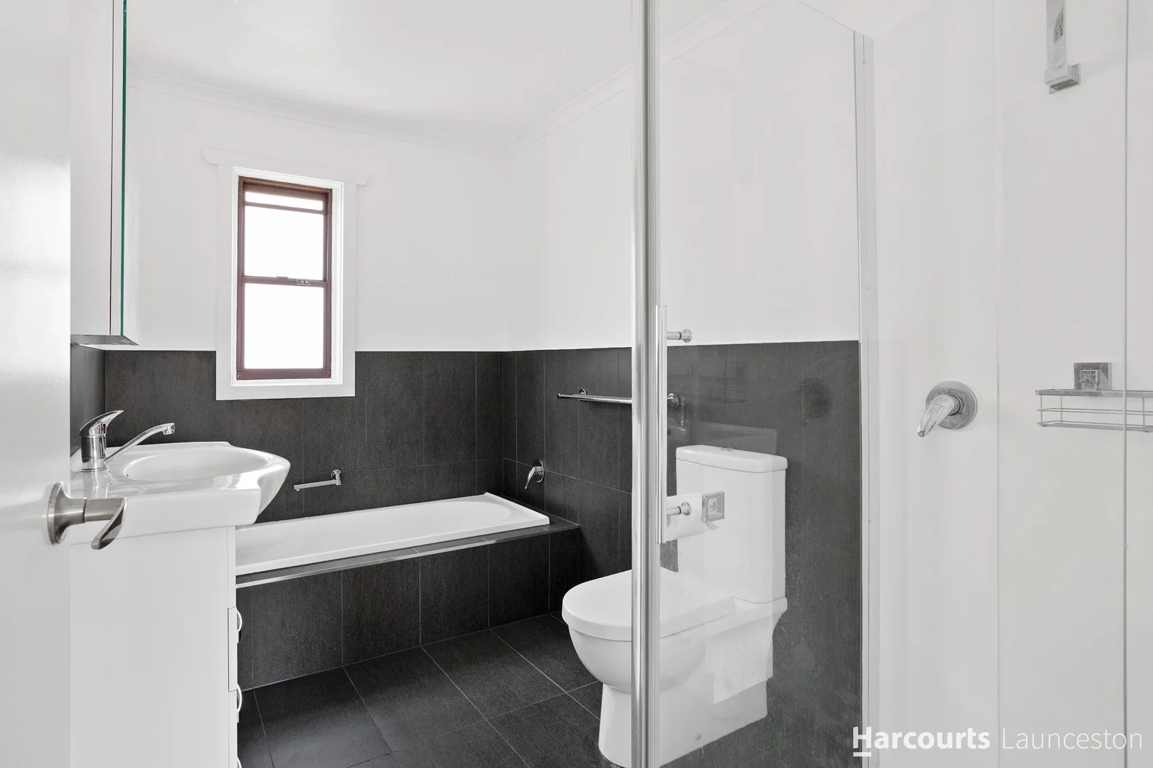 Additional image 3 of 42 Hargrave Crescent, Mayfield TAS 7248