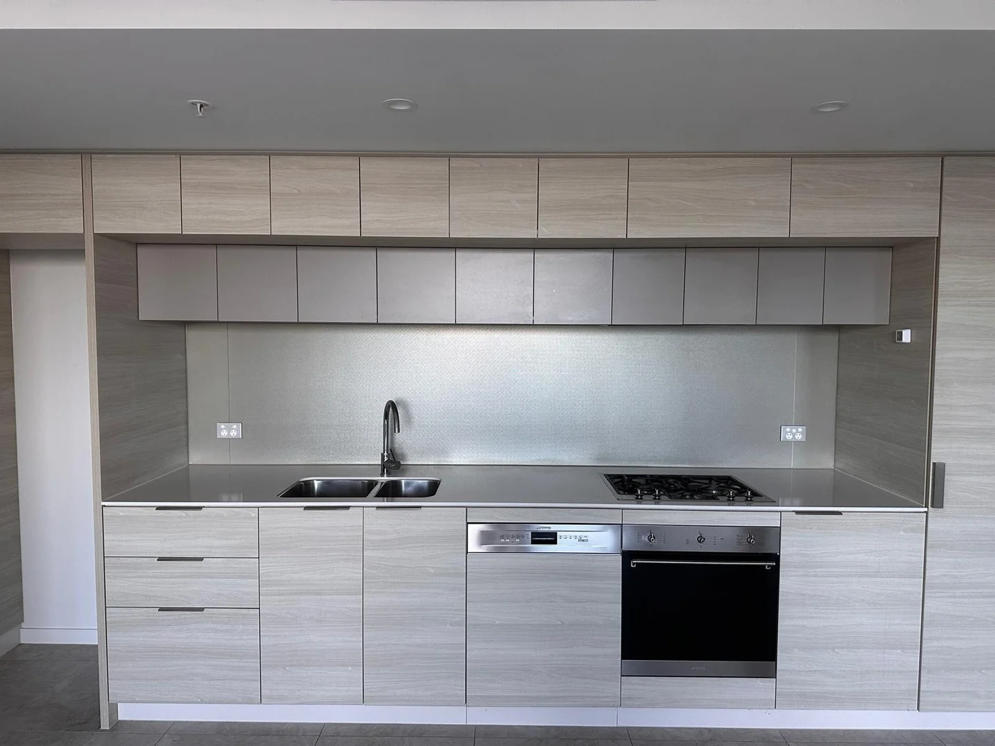 2b2b/103 South Wharf Drive, Docklands VIC 3008