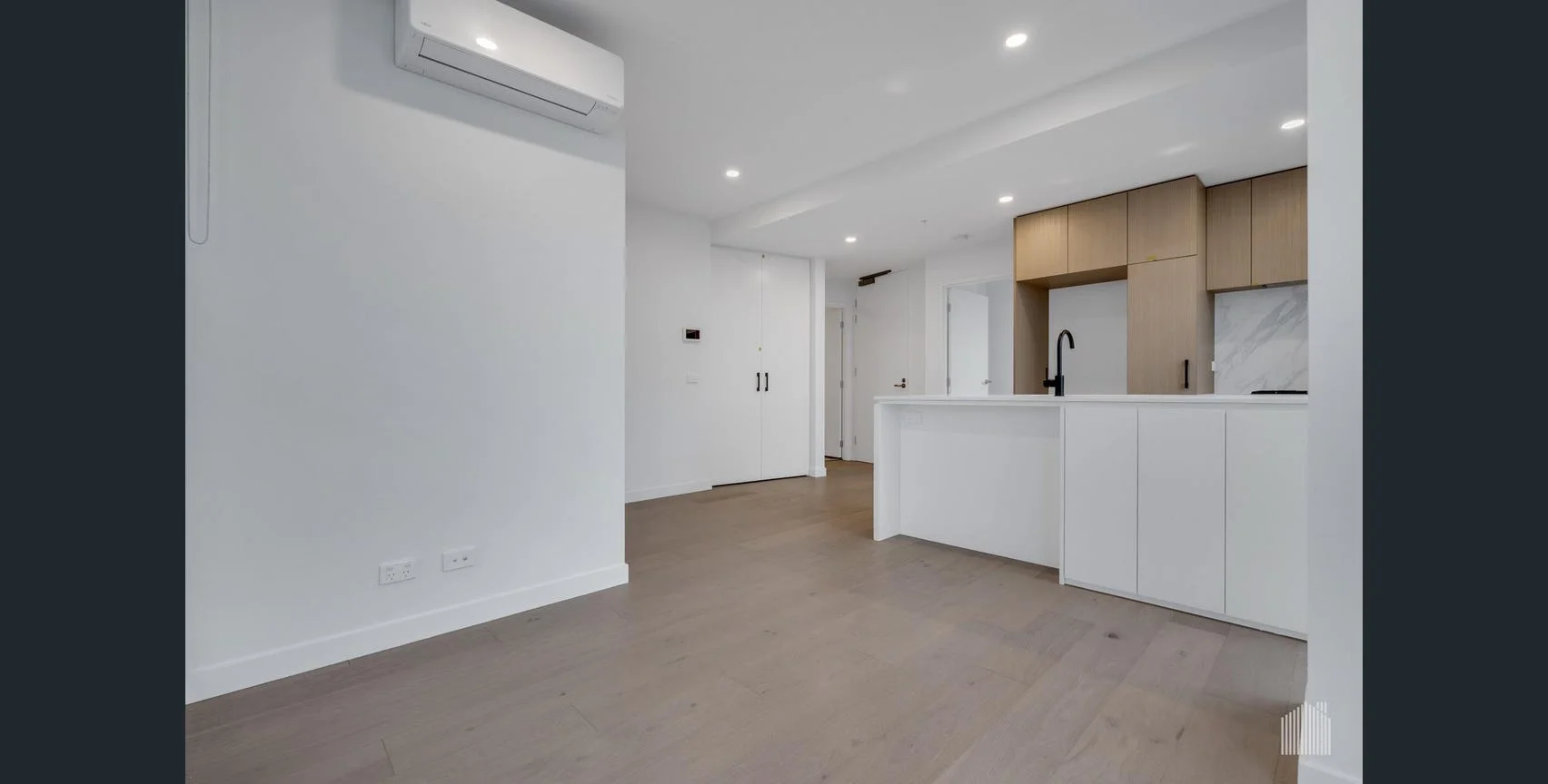 Additional image 4 of 904C/45 Linden Avenue, Ivanhoe VIC 3079