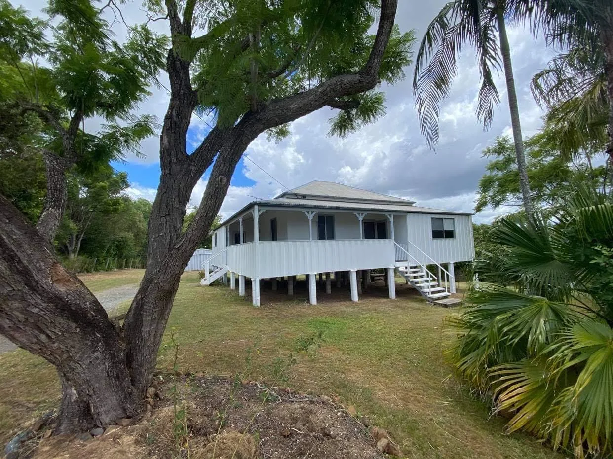 16 Glastonbury Rd, Southside QLD 4570