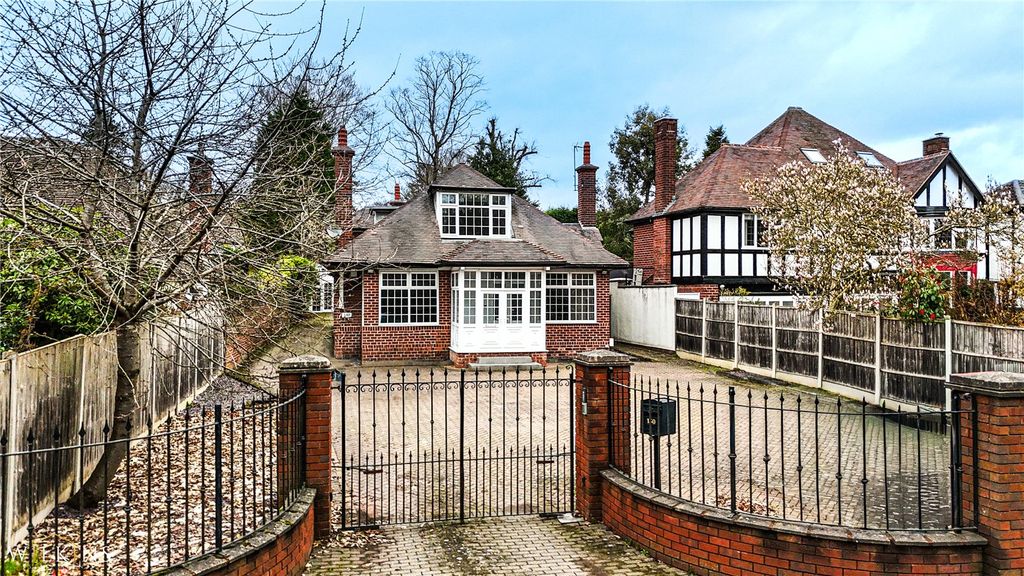 5 bed detached house to rentStreetly Lane, Sutton Coldfield, West Midlands B74